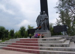 Почему женщина должна подчиняться мужчине?